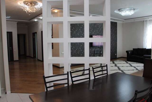Апартаменты Big apartment 